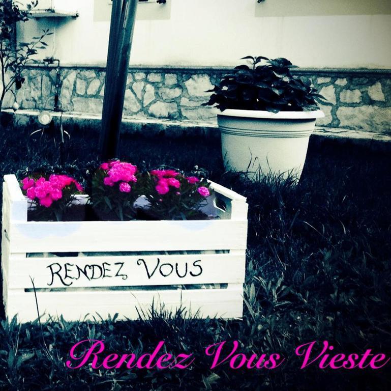 Residence Rendez Vous Βιέστε Εξωτερικό φωτογραφία